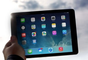 Замена стекла на iPad Киев