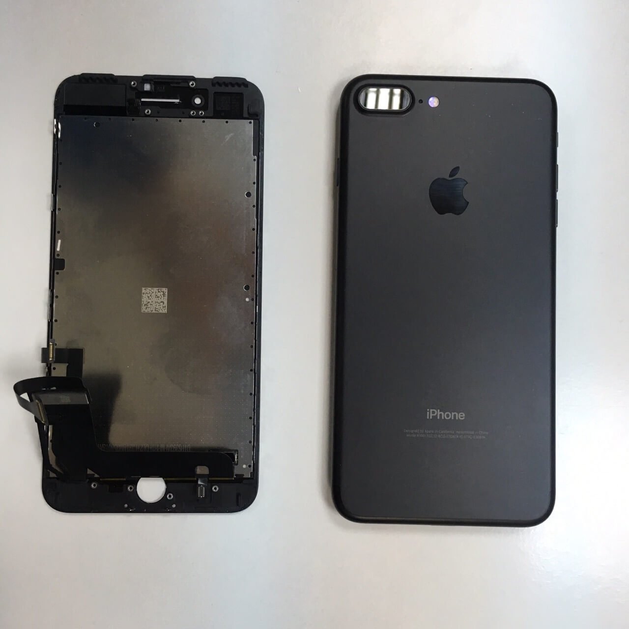 zamena-displeya-iphone-7-plus