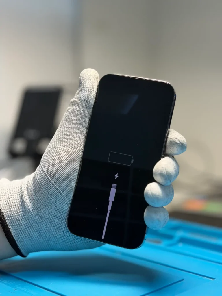 Ремонт iPhone 14 Pro у Києві в iFix — діагностика та відновлення після пошкоджень