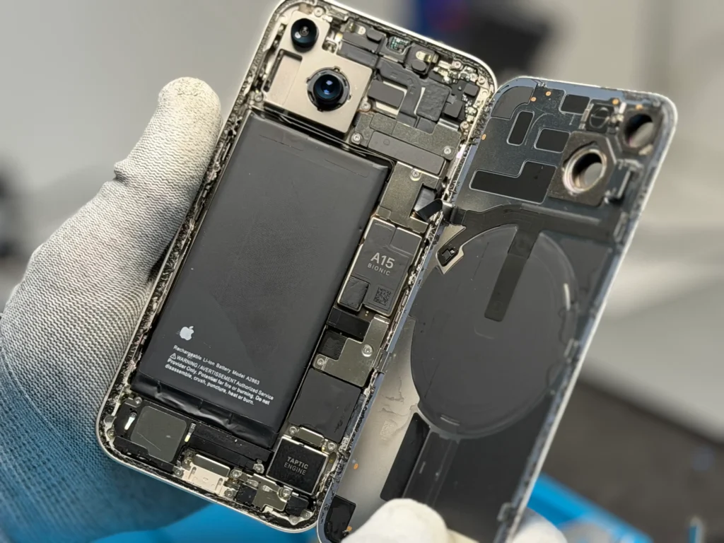 Ремонт iPhone 14 у сервісному центрі iFix у Києві — діагностика, відновлення пристрою та перевірка після ремонту